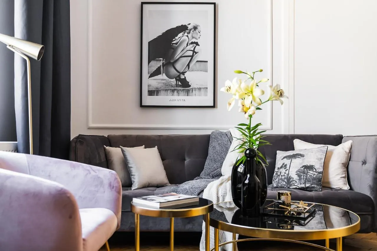 Cracovian Apartment - Loft Affair Poland