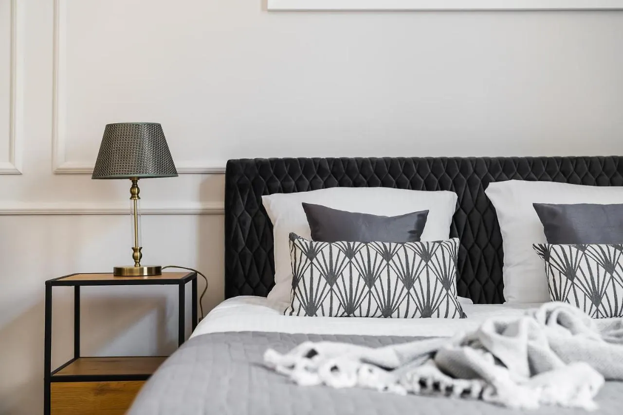 Cracovian Apartment - Loft Affair Poland